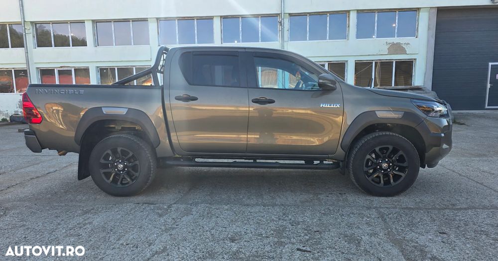 Toyota Hilux - 4
