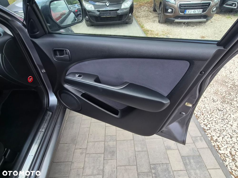 Mitsubishi Outlander 2.0 Comfort - 19