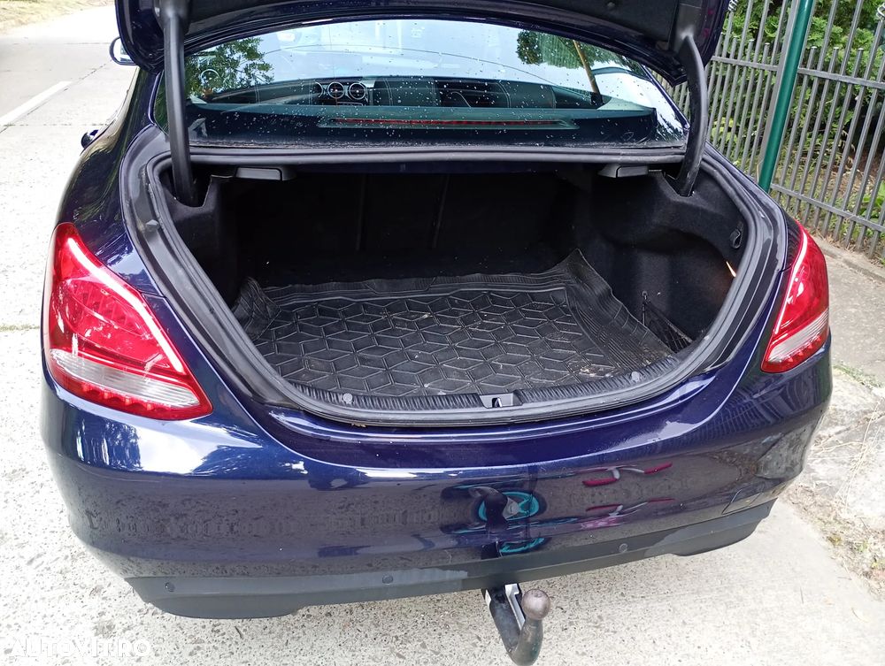 Mercedes-Benz C 200 d Avantgarde - 4