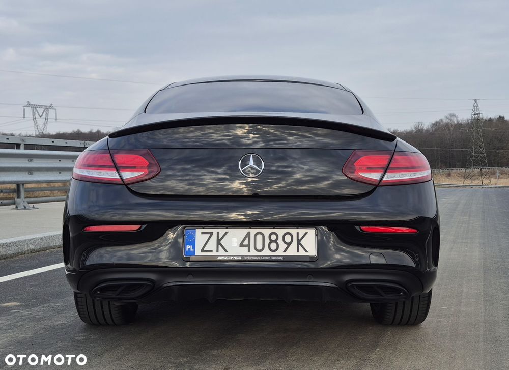 Mercedes-Benz Klasa C 300 d 9G-TRONIC - 7