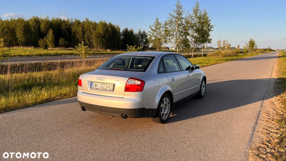 Audi A4 Limousine 1.8T - 5