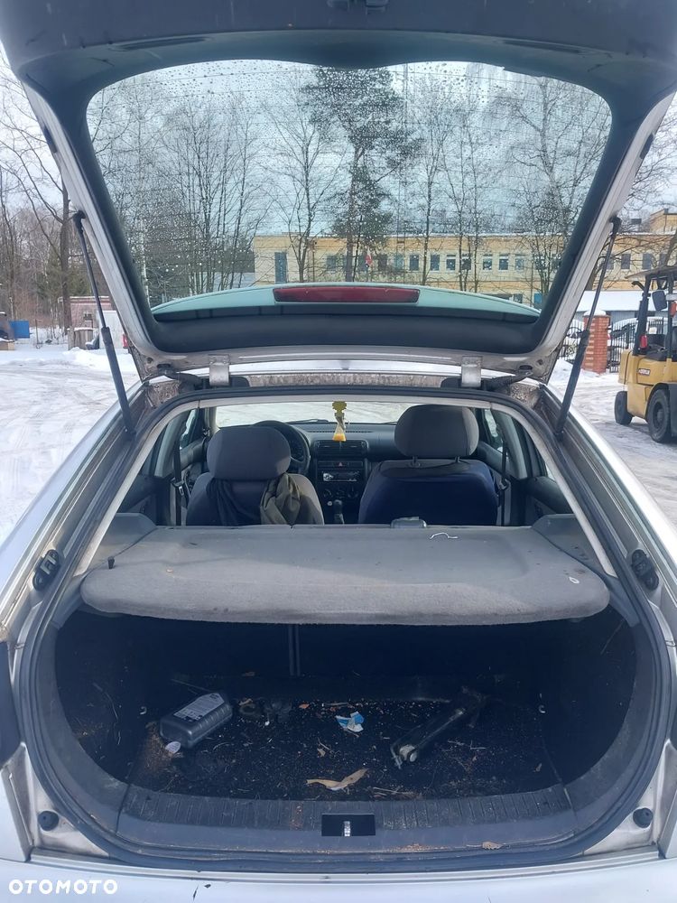 Seat Leon I Toledo II silnik kompletny 1.9 TDI ALH skrzynia biegów EGR drzwi prawe lewe lusterko klapa lotka LS7N L57N srebrny maglownica belka szyba belka panel przewód turbina pompa alternator zwrotnica mcperson zacisk hamulcowy szyberdach podsufitka chłodnica zamek światło klamka wykładzina fotel boczek mechanizm włącznik hak holowniczy nadkole osłona rozrusznik NA CZĘŚCI WSZYSTKIE CZĘŚCI - 14