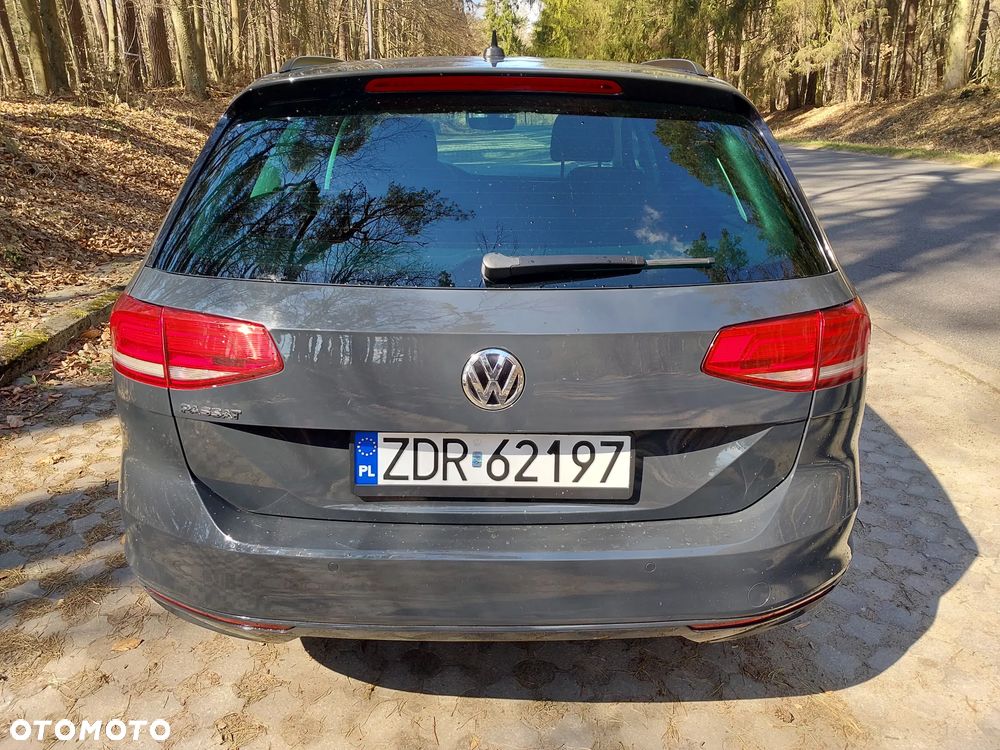 Volkswagen Passat 2.0 TDI BMT Comfortline DSG - 26
