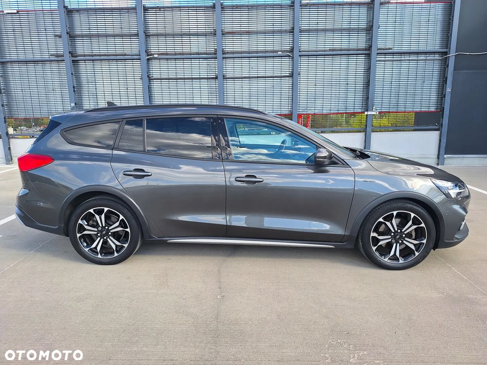 Ford Focus 1.5 EcoBoost Active Business - 8