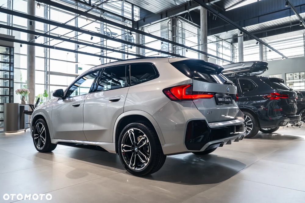 2026 BMW X1 sDrive18i M Sport, photograph 4