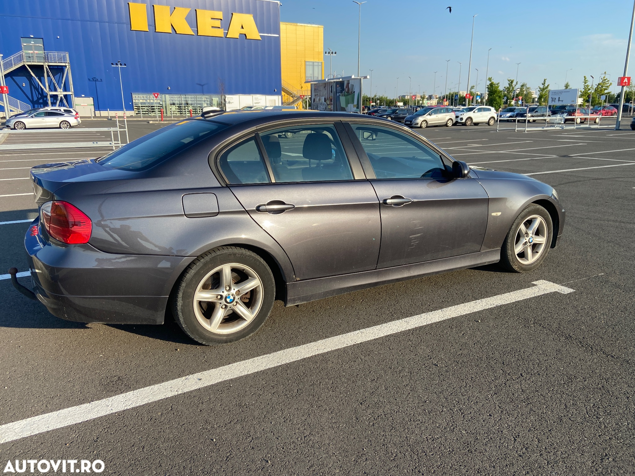 BMW Seria 3 318i - 10