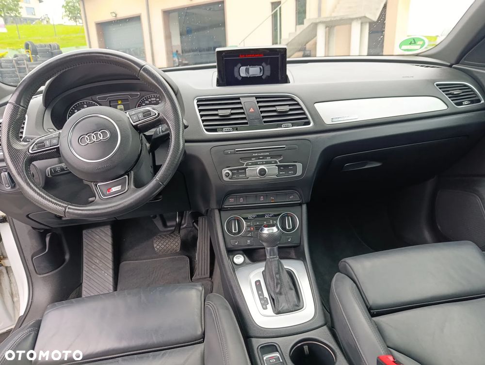 Audi Q3 2.0 TDI Quattro Design S tronic - 18