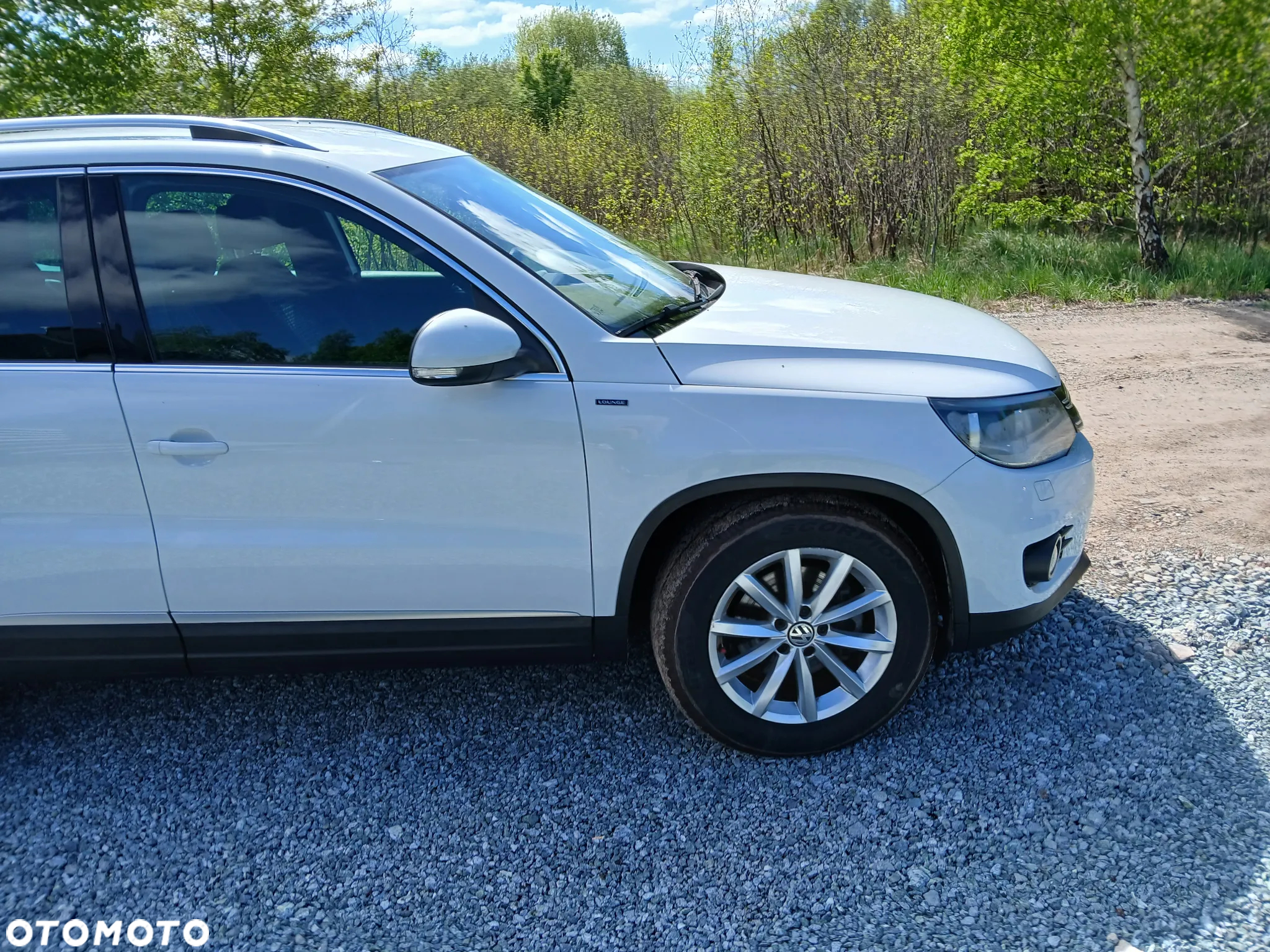 Volkswagen Tiguan 2.0 TDI SCR BlueMotion Technology Lounge Sport & Style - 4