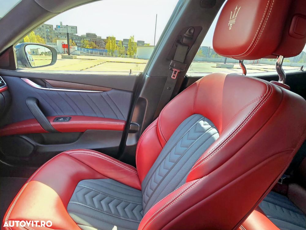 Maserati Ghibli GranLusso - 16