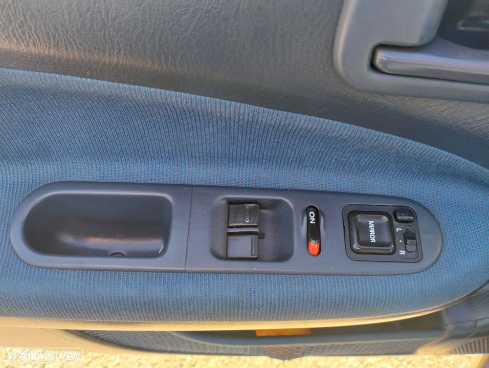 Honda HR-V 1.6 LS - 15