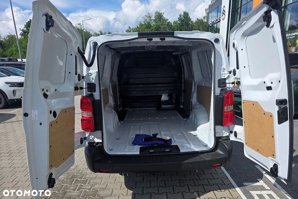 Opel Vivaro XL L2H1 2.2 150KM - 9
