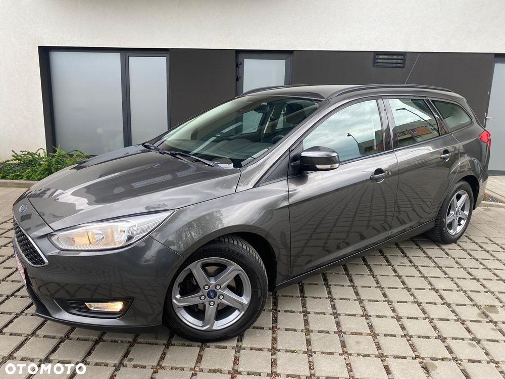 Ford Focus 1.0 EcoBoost Titanium - 2