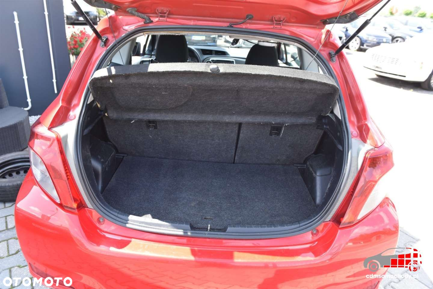 Toyota Yaris - 16