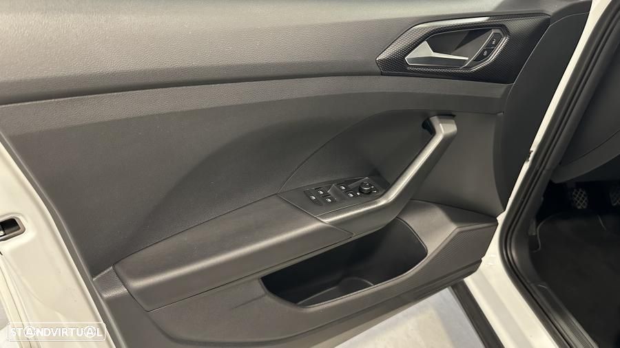 VW T-Cross 1.0 TSI Life - 24