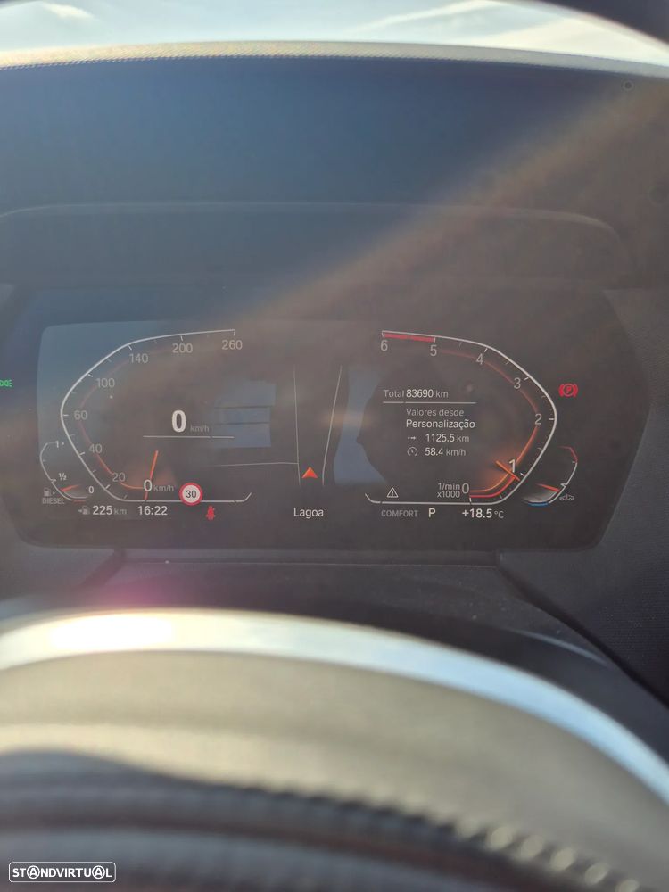 BMW 116 d Pack Desportivo M Auto - 10
