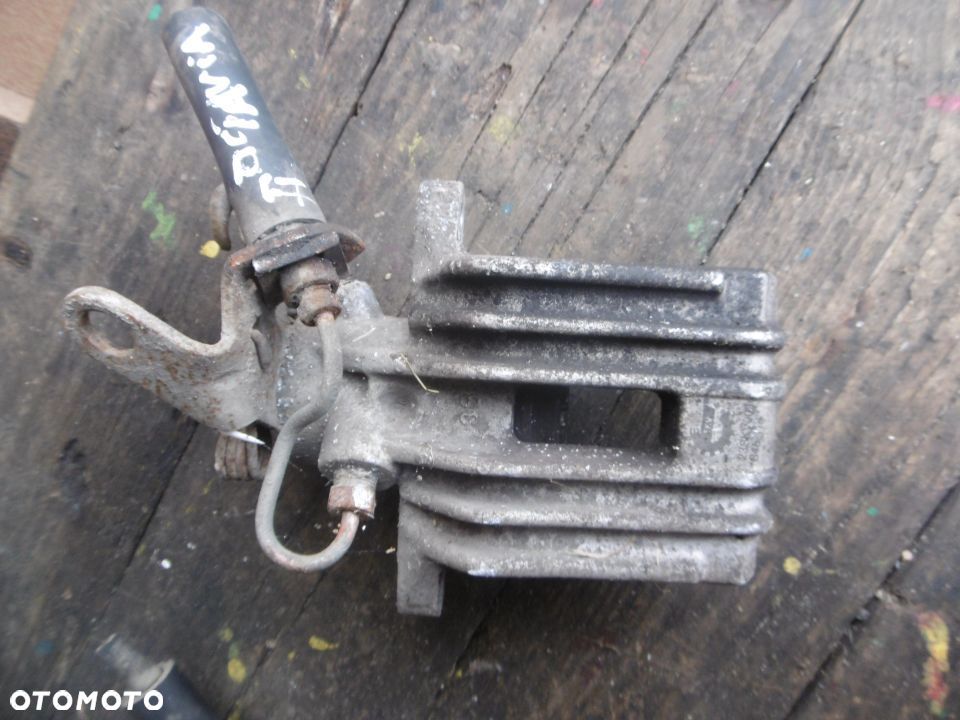 Zacisk tył SKODA OCTAVIA II - 3