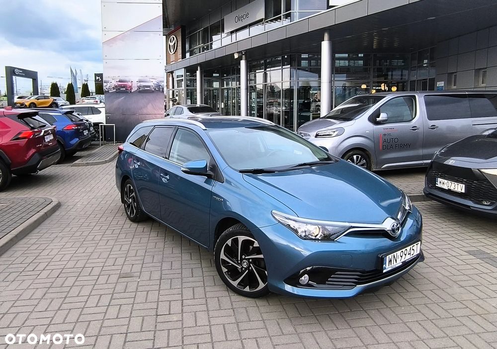 Toyota Auris - 2