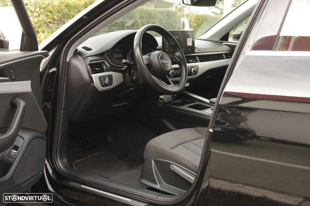 Audi A4 Avant 30 TDI S tronic - 20