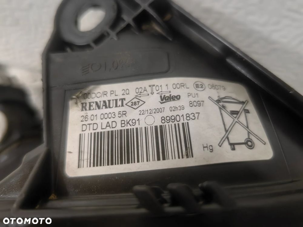 Lampa przednia prawa Renault Laguna III Xenon - 6