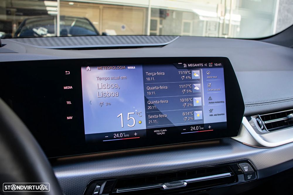 BMW 230xe Active Tourer Pack M - 25