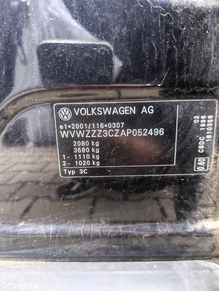 Volkswagen Passat 2.0 TDI DPF BlueMot Comfortline - 25