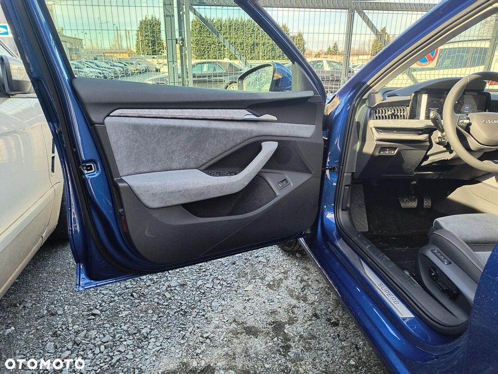 Skoda Superb 2.0 TSI Drive DSG - 10