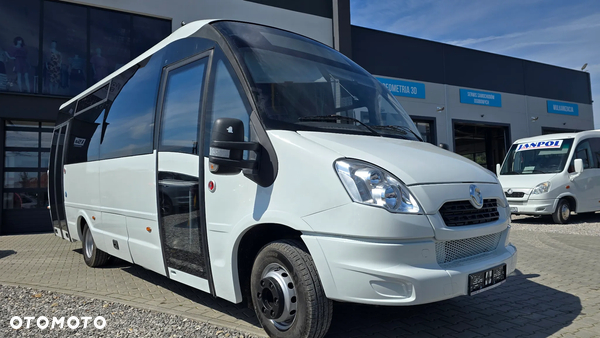 Iveco 72c18 Rosero First