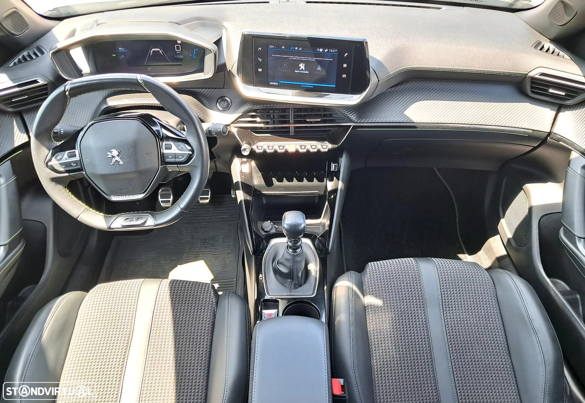 Peugeot 2008 1.2 PureTech GT - 16