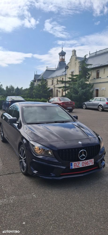 Mercedes-Benz CLA 200 d 7G-DCT Urban - 13
