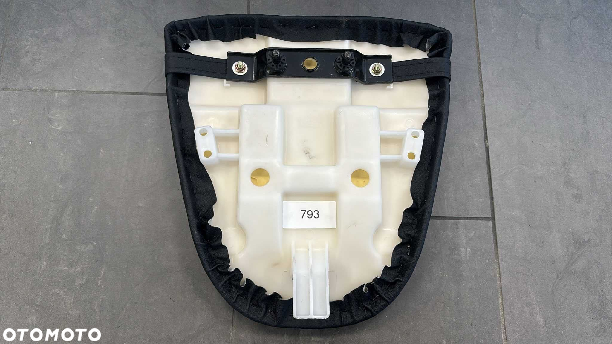 Siedzenie Fotel Pasażera Suzuki GSXR 600. 1996-99 [793] - 7