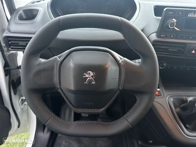 Peugeot PARTNER LONGA 3 LUGARES - 11