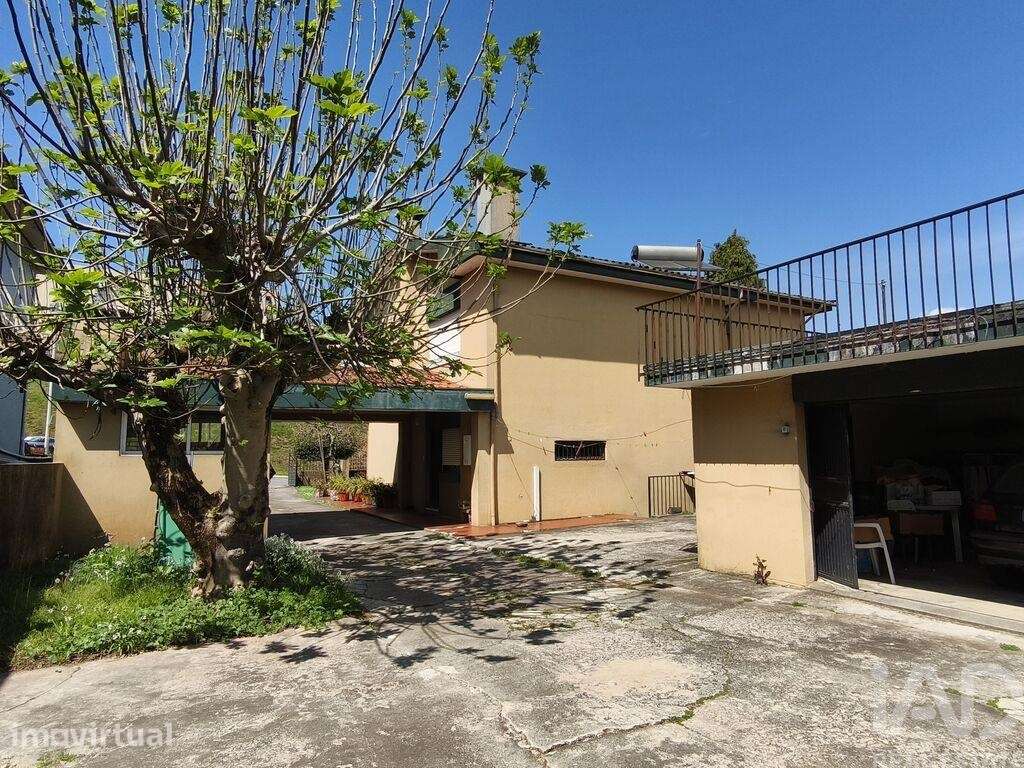 Casa / Villa T6 em São joão da madeira de 216,00 m2 - Grande imagem: 2/22