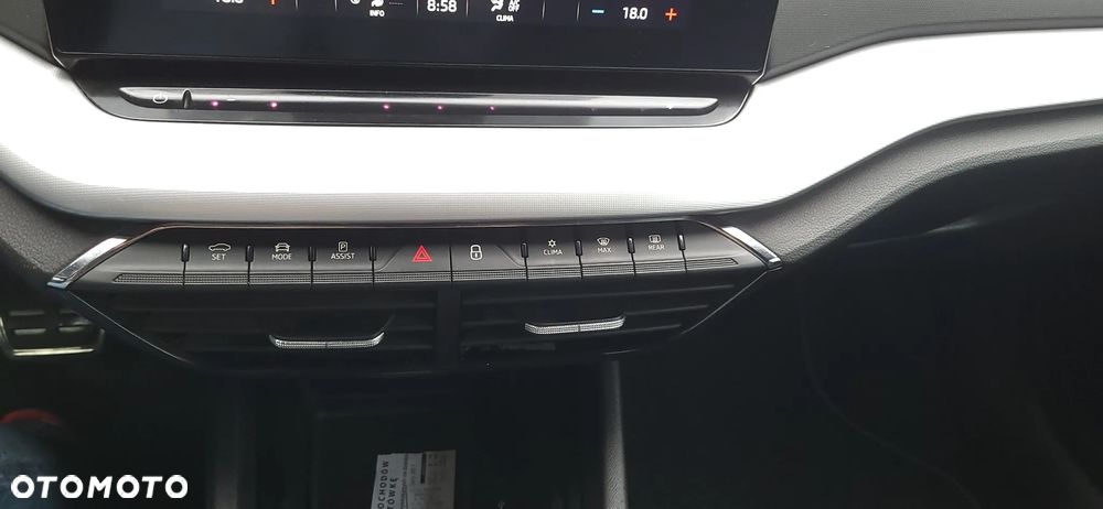 Skoda Octavia 1.5 TSI e-TEC DSG Sportline - 27