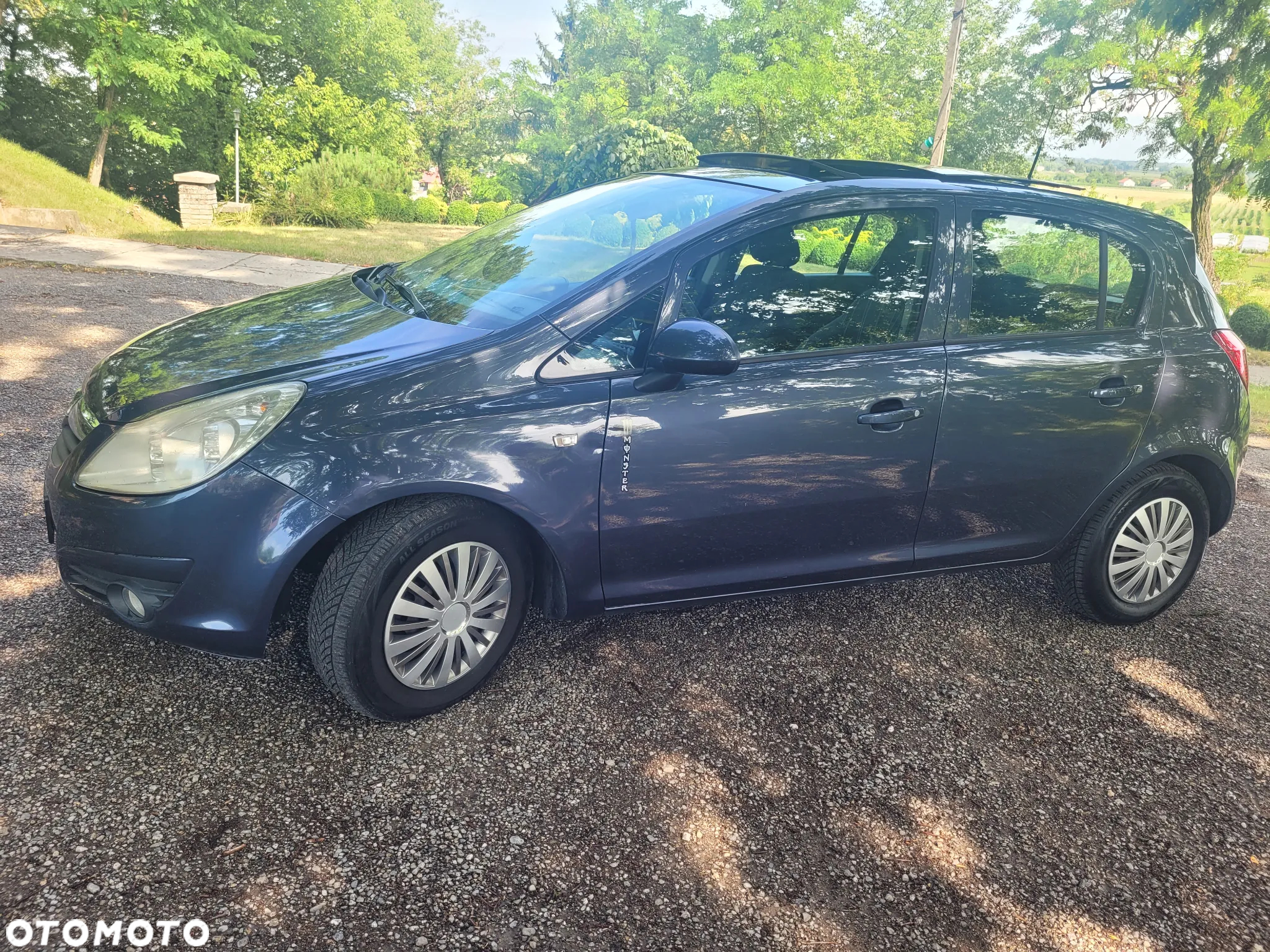 Opel Corsa 1.2 16V Cosmo - 24
