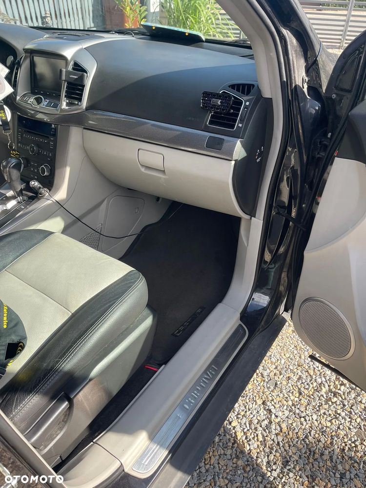 Chevrolet Captiva 2.2 d LTZ - 9
