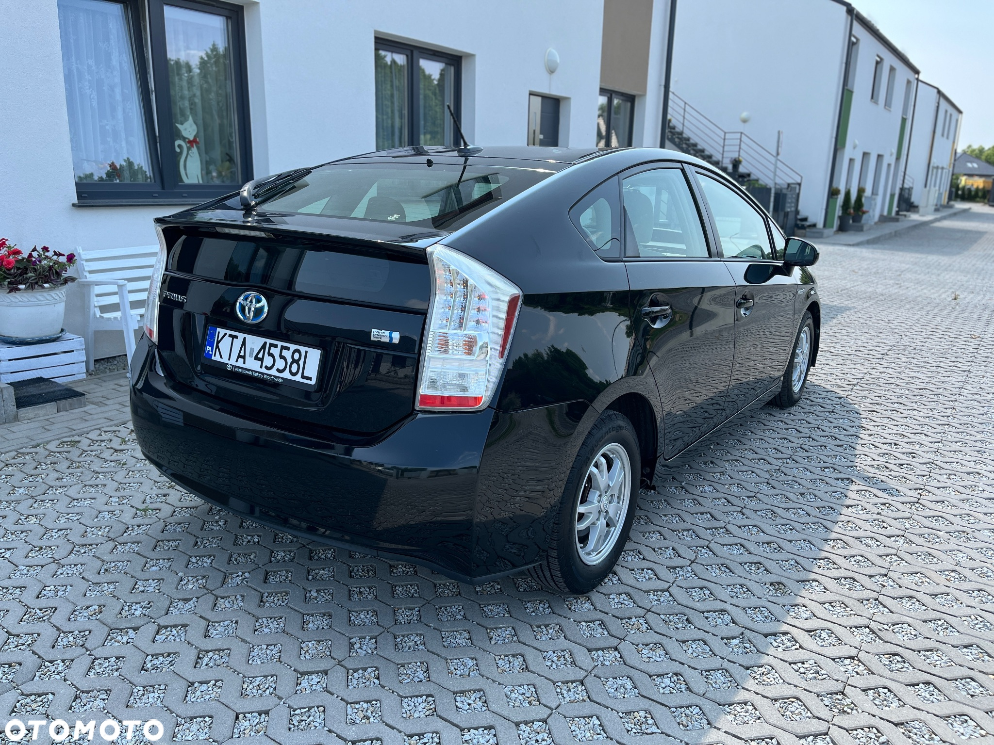 Toyota Prius 1.8 HSD Luna - 3
