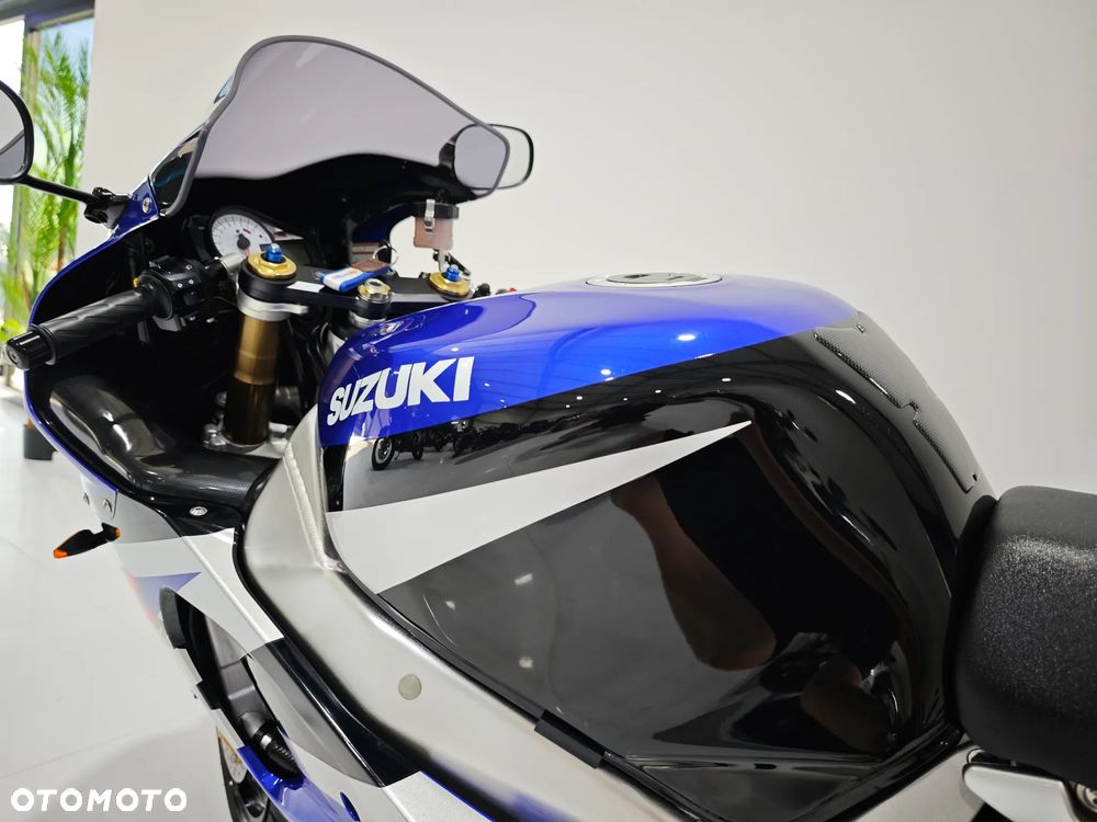 Suzuki GSX-R - 37