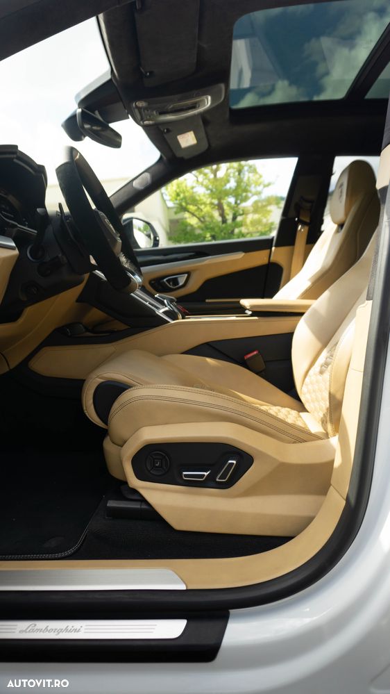 Lamborghini URUS - 17
