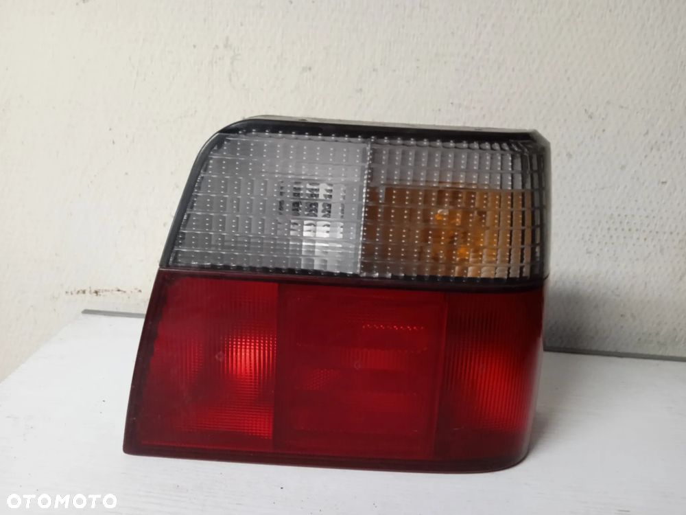 LAMPA TYLNA PRAWA POLONEZ CARO LUB PLUS - 4