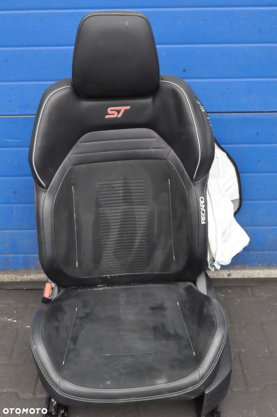 FORD FOCUS MK4 ST 5D PRZEKŁADKA WNĘTRZA FOTELE RECARO KANAPA - 4