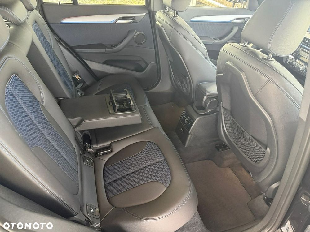 BMW X1 - 26