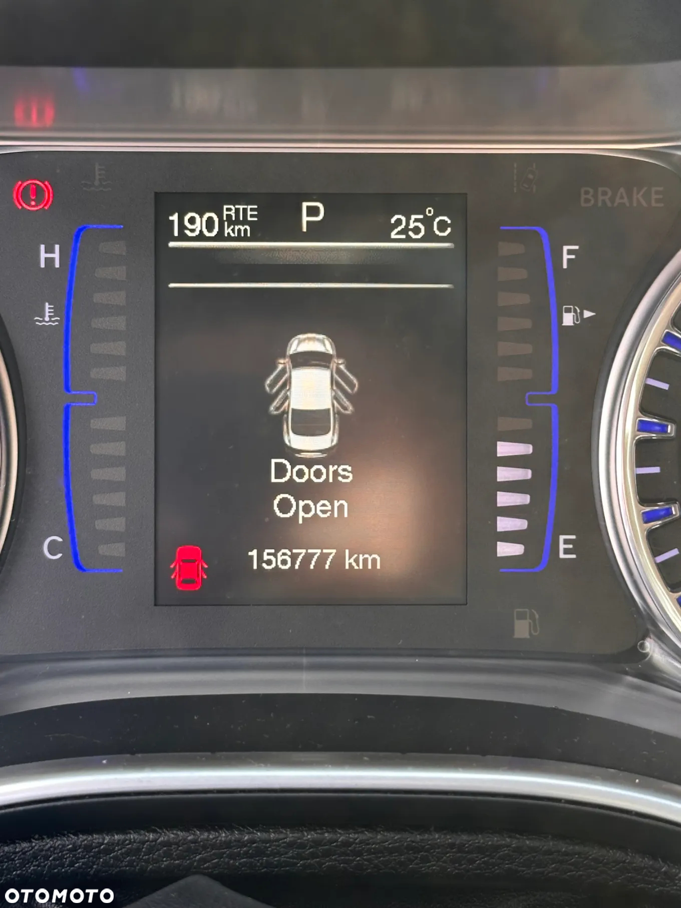 Chrysler 200 - 24
