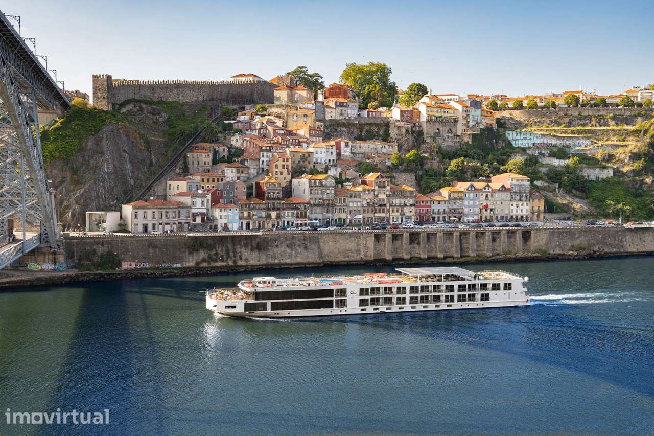 Apartamento T2+1 - junto à Ponte Luís I | Ribeira de Gaia e sua zon... - Grande imagem: 3/24