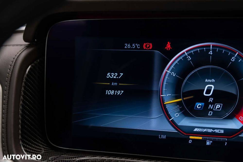 Mercedes-Benz G AMG 63 AMG Speedshift 9G-TRONIC - 28