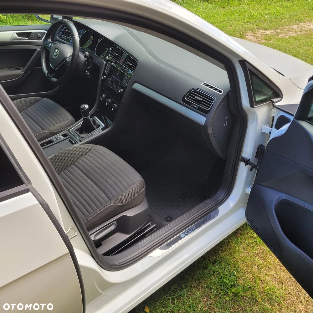 Volkswagen Golf 1.4 TSI BlueMotion Technology Cup - 10