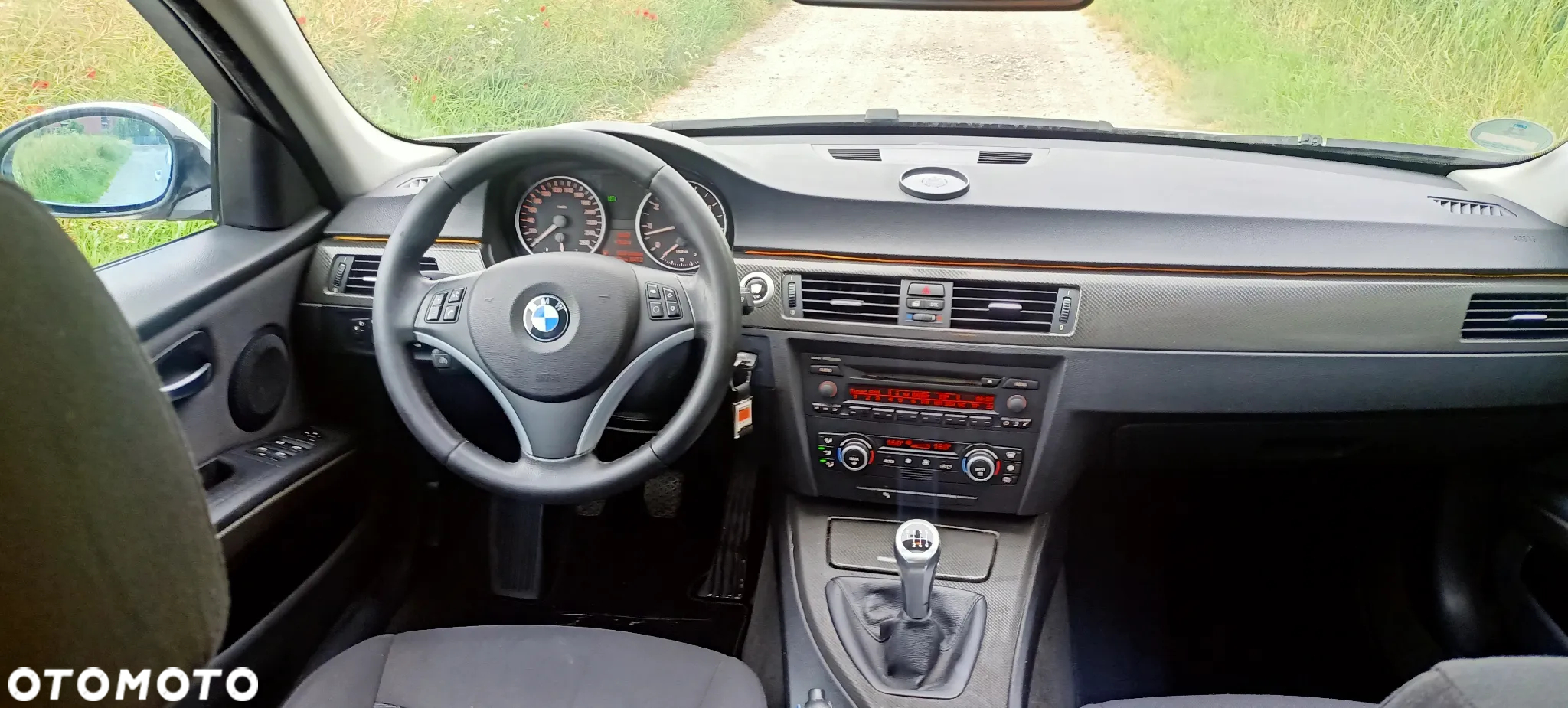 BMW Seria 3 320i - 4