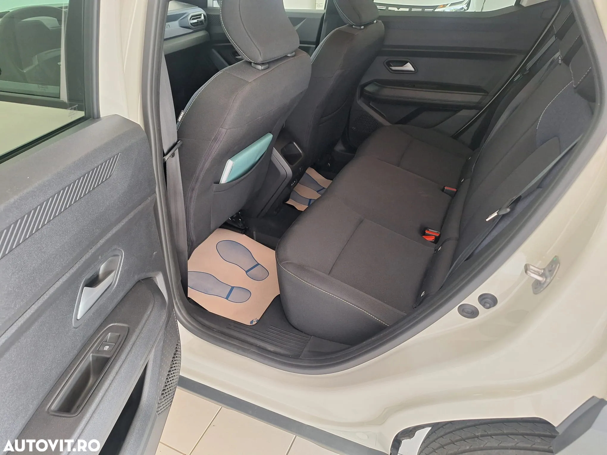 Dacia Duster HEV 140 Journey - 7