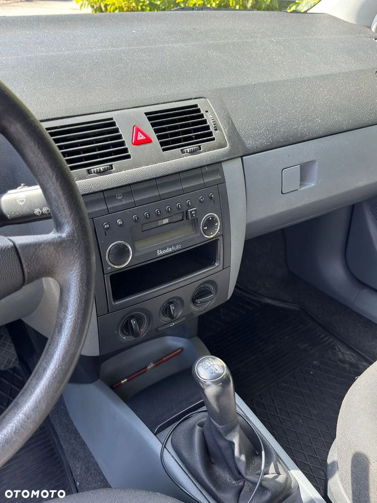 Skoda Fabia 1.2 HTP Classic - 12