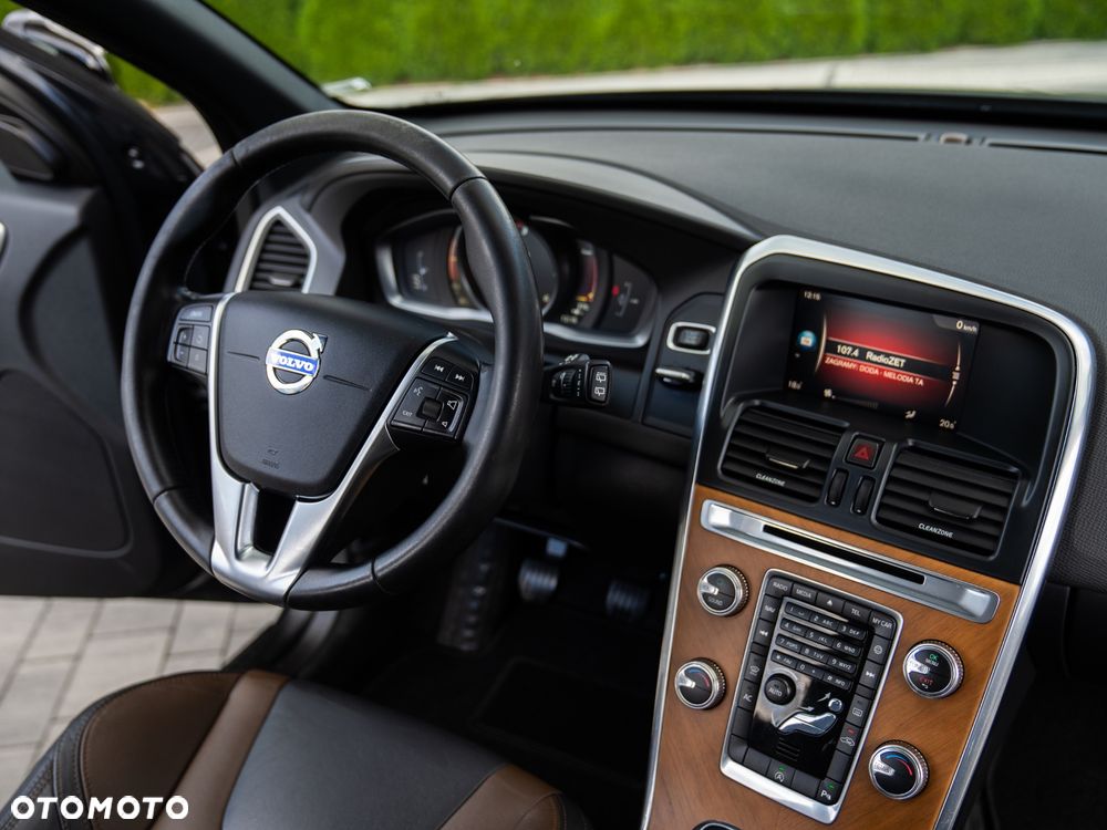 Volvo XC 60 - 28