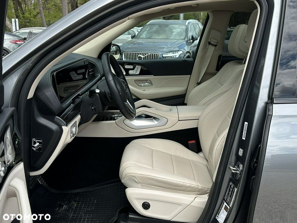 Mercedes-Benz GLS - 14